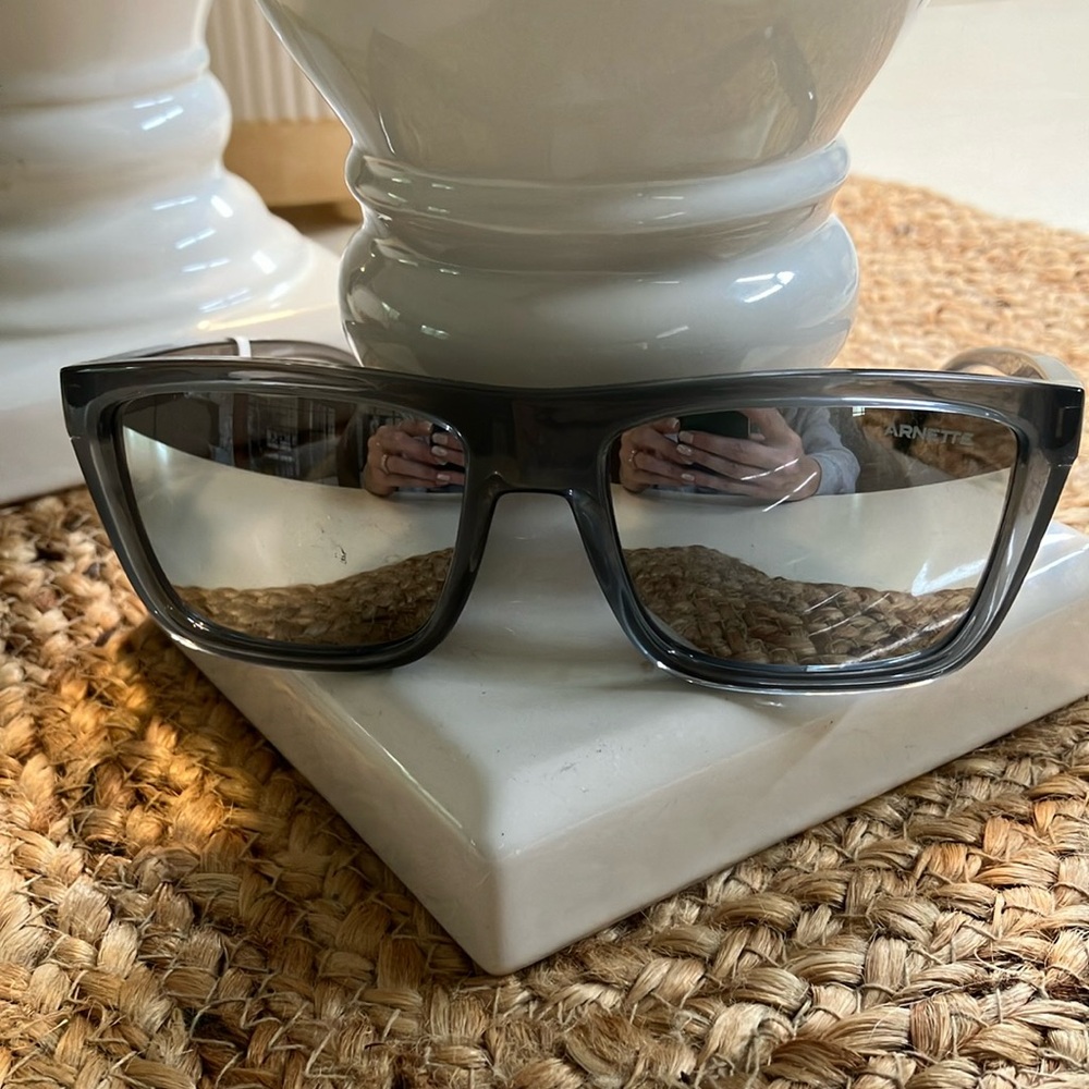 Arnette deep ellum sold out sunglasses mens new
